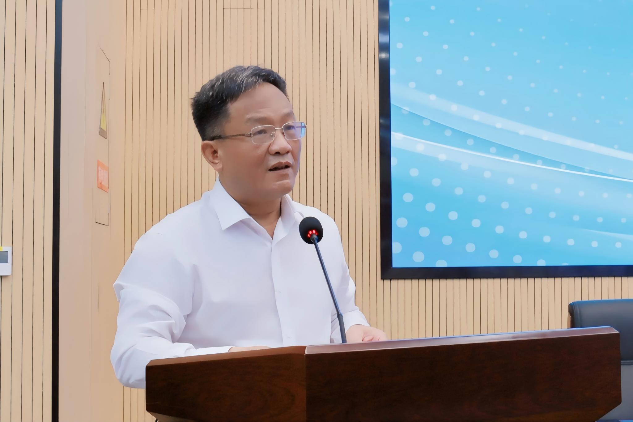 彭学龙2(1).jpg